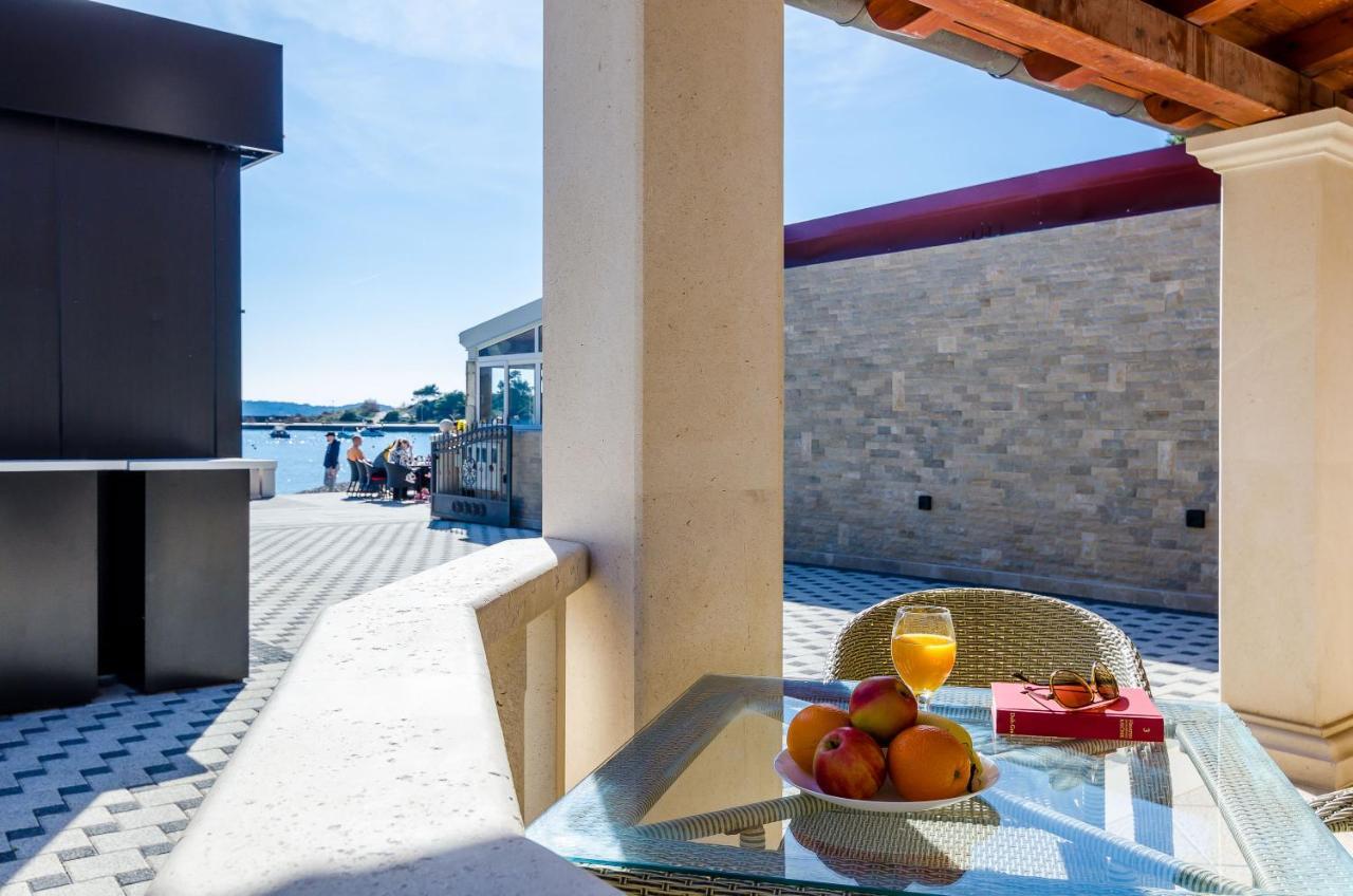 Apartments Kanjuo By The Sea مْليني المظهر الخارجي الصورة