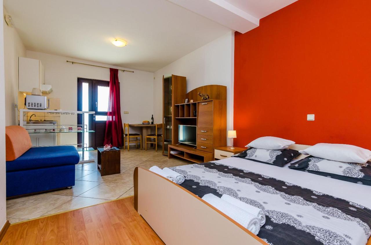Apartments Kanjuo By The Sea مْليني المظهر الخارجي الصورة