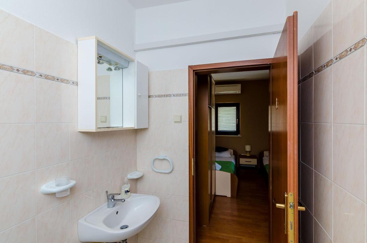 Apartments Kanjuo By The Sea مْليني المظهر الخارجي الصورة