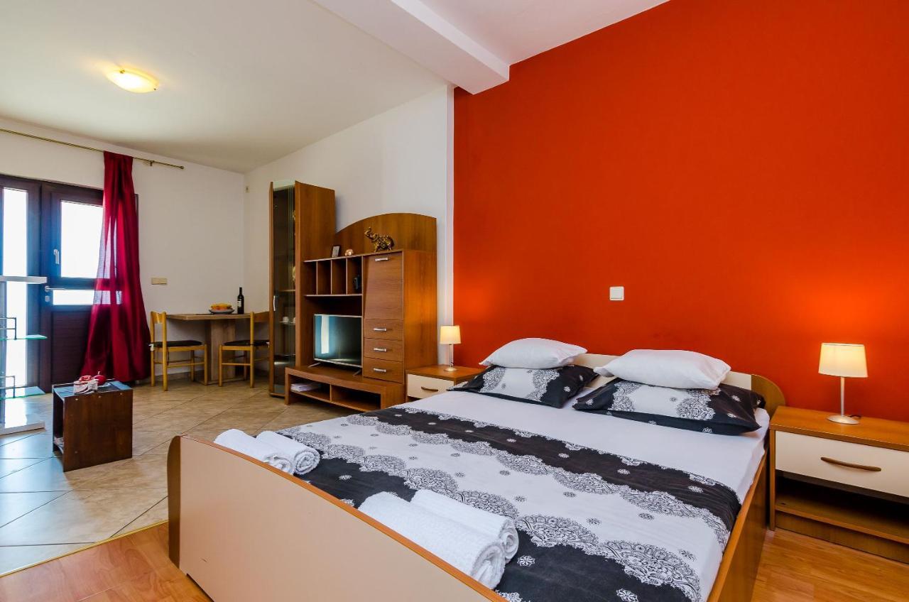 Apartments Kanjuo By The Sea مْليني المظهر الخارجي الصورة